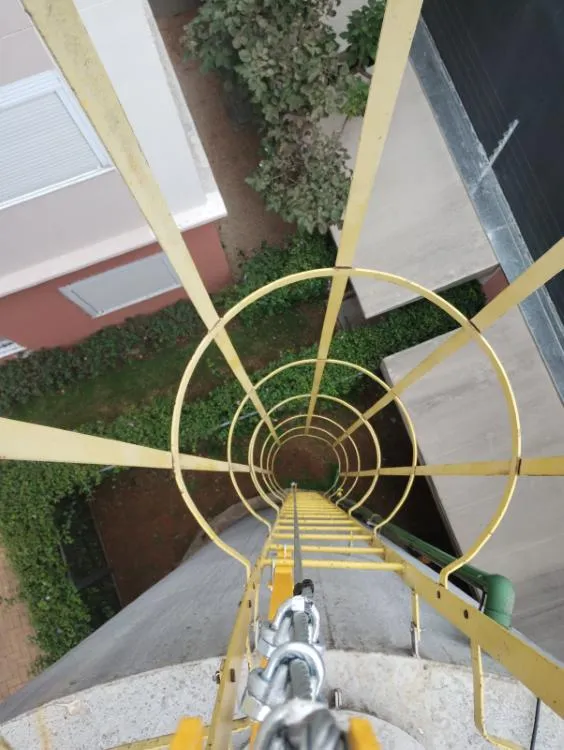 Inspeção de linha de vida vertical