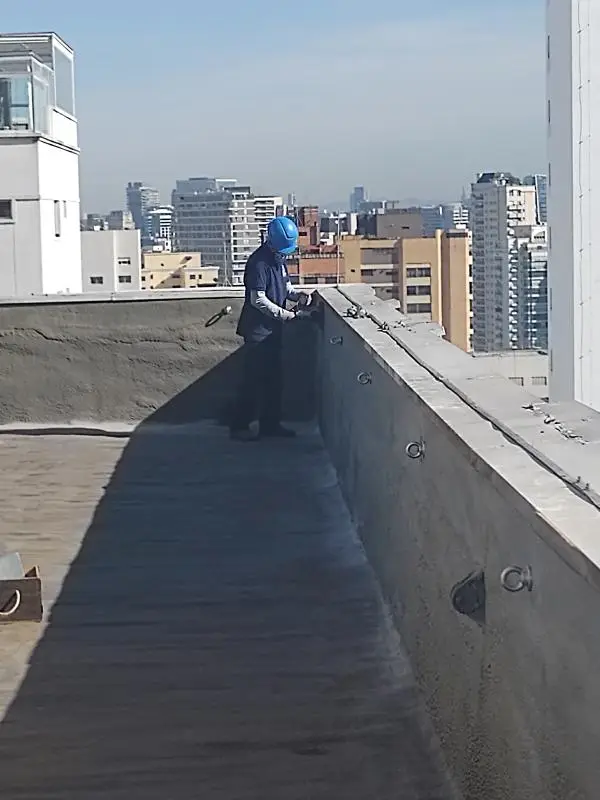 Instalação de ponto de ancoragem em São Paulo