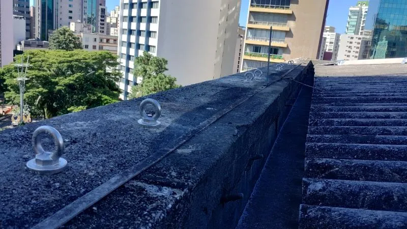 Ponto de ancoragem para telhado