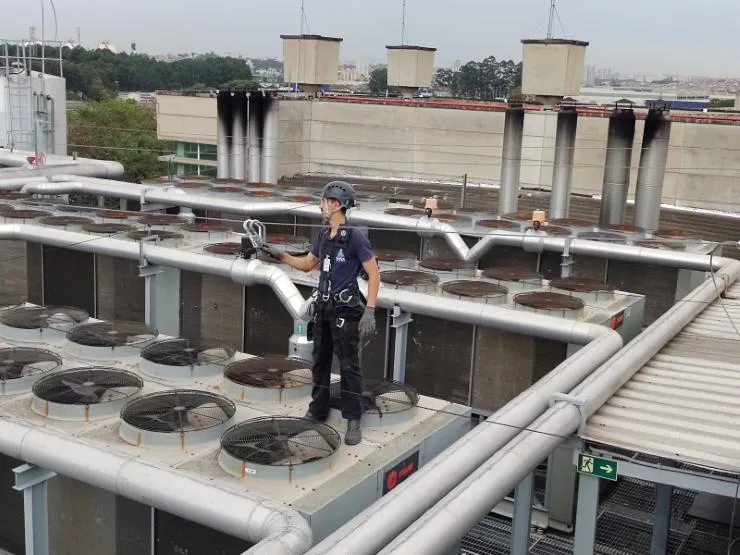 Projeto de linha de vida industrial