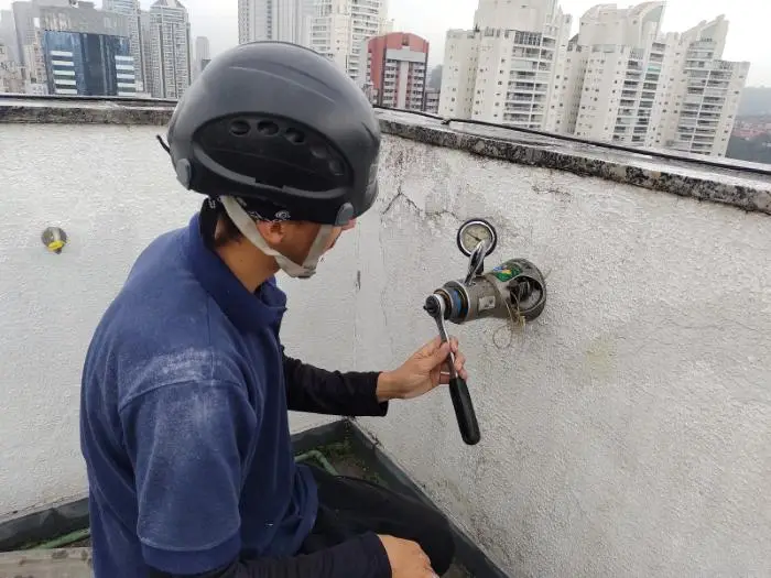 Teste de ponto de ancoragem em São Paulo